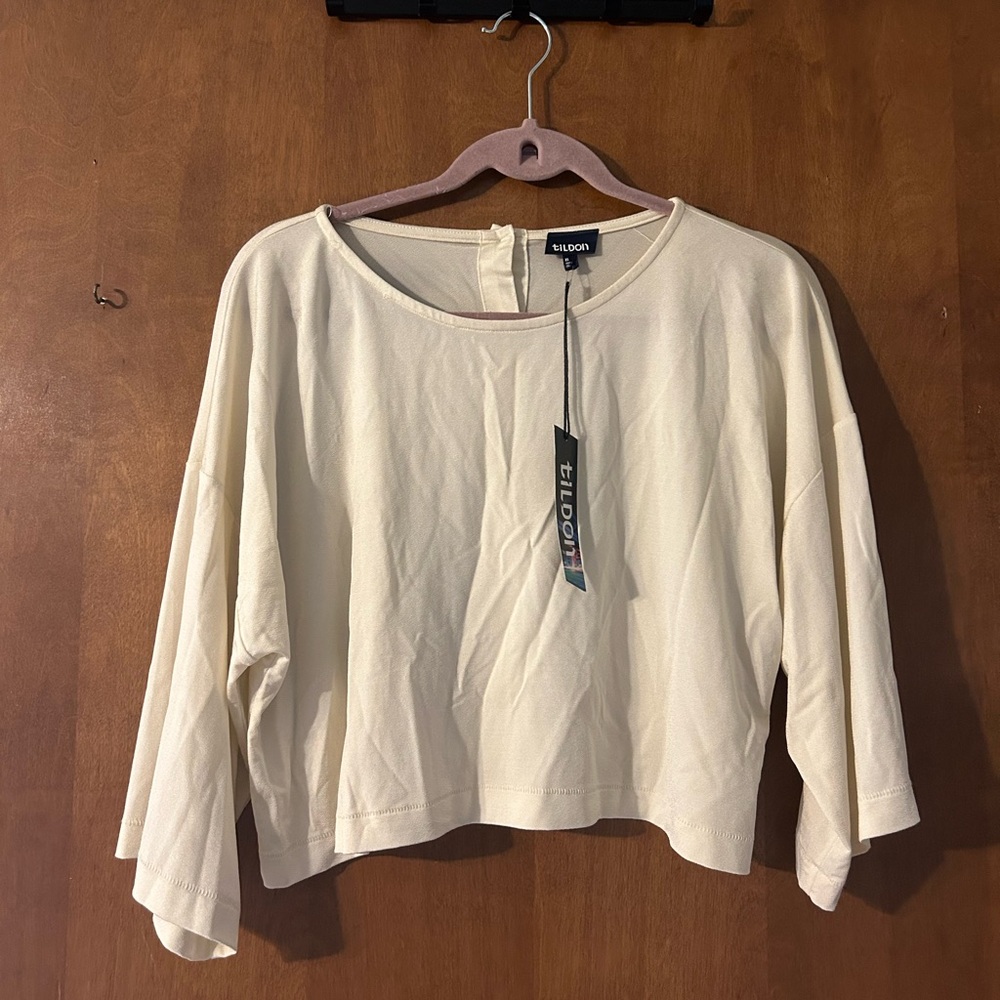 Tildon Cropped Button Back Blouse